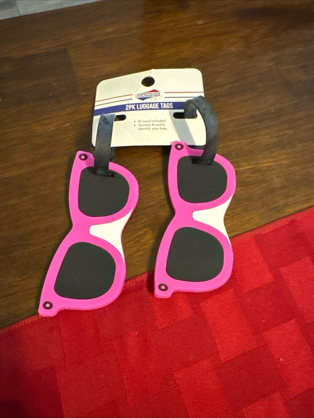 Pink Sunglasses-Shaped Luggage Tags - 2 Pack